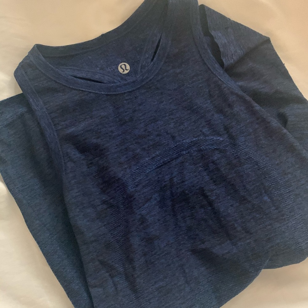 Lulu lemon navy tank